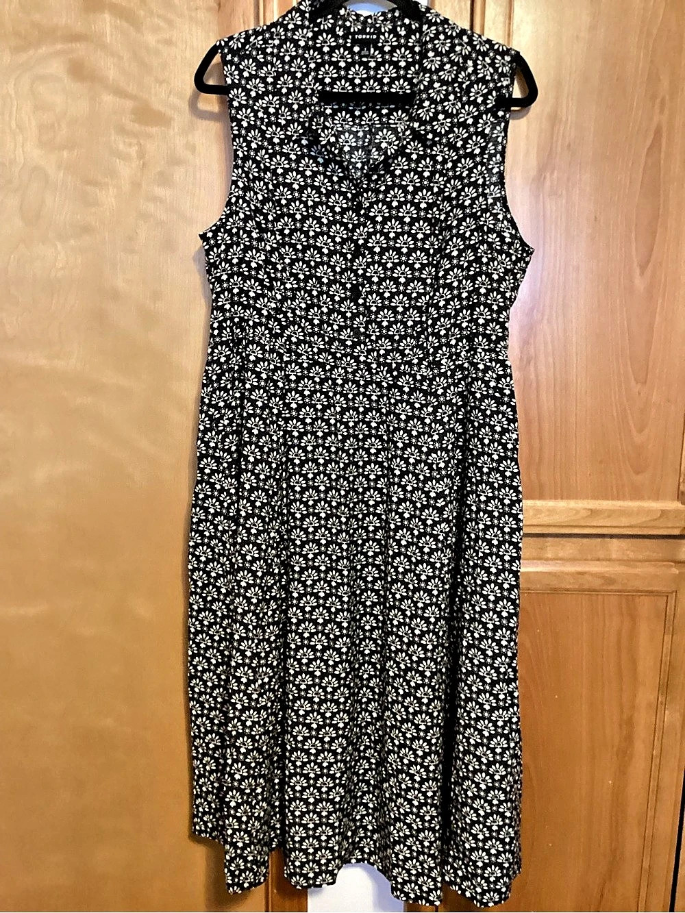 Torrid Floral Button-Front Midi Dress in Black & White, Torrid 1, NWOT